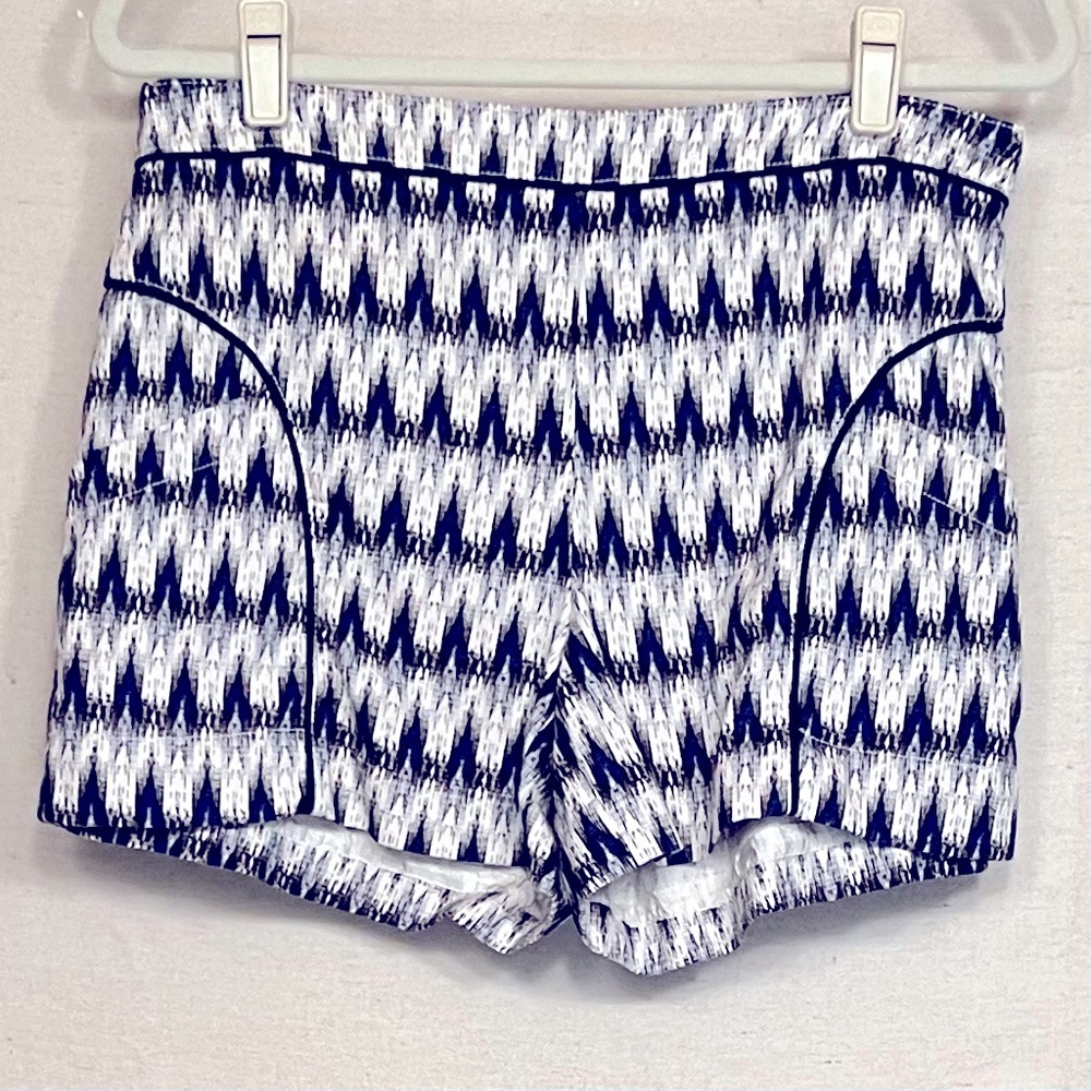 Cartonnier Shorts